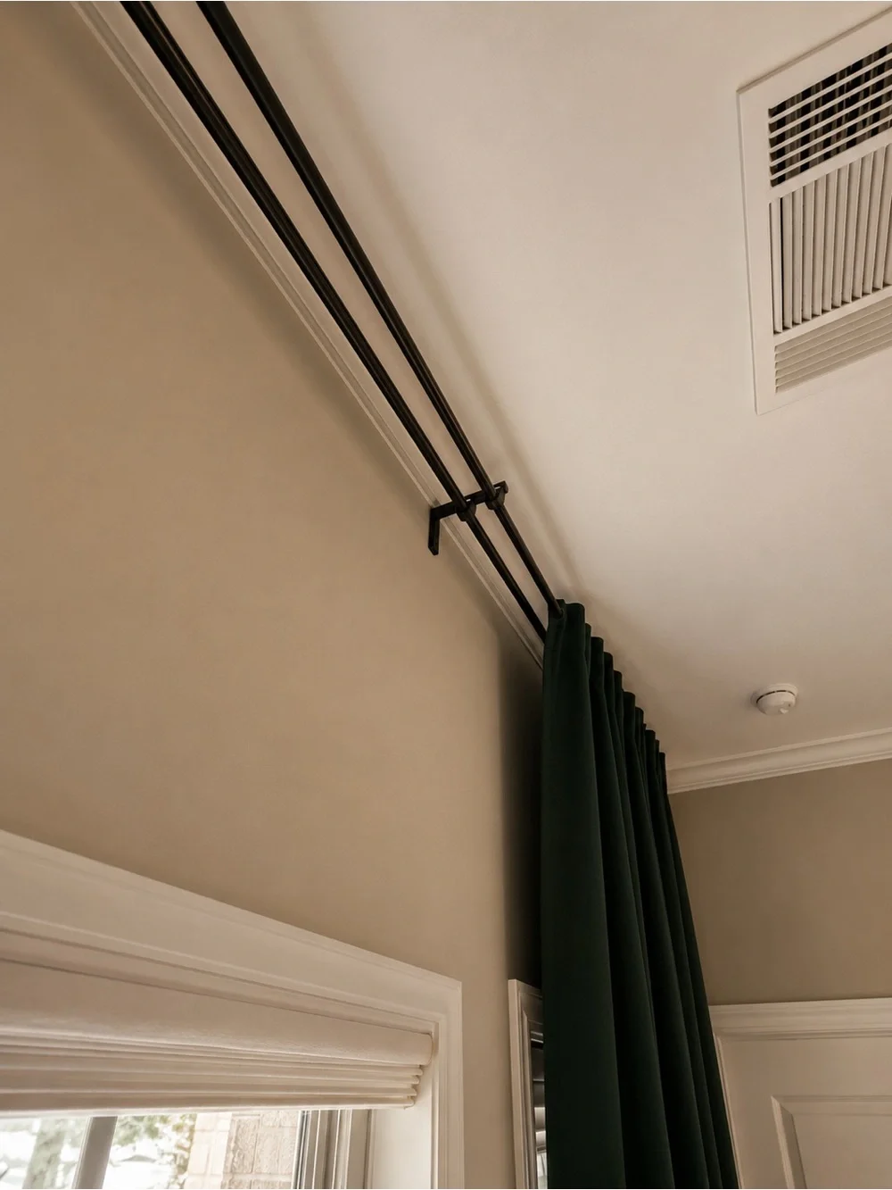Forest Green Elegant Pleated Blackout Drapes w/ Sheer Light Filtering Curtains